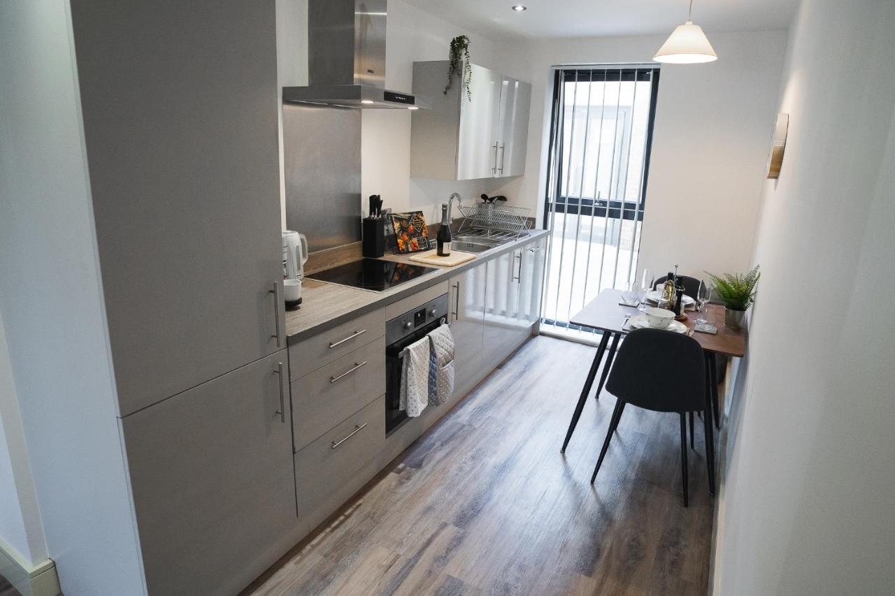 Modern 1-Bed Apartment - City Centre - Free Wi-Fi - New - マンチェスター エクステリア 写真